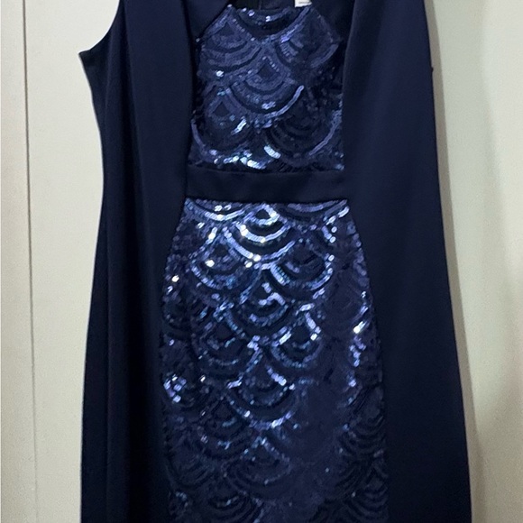 Elegant Navy Blue Sequin Dress​ - Picture 2 of 6